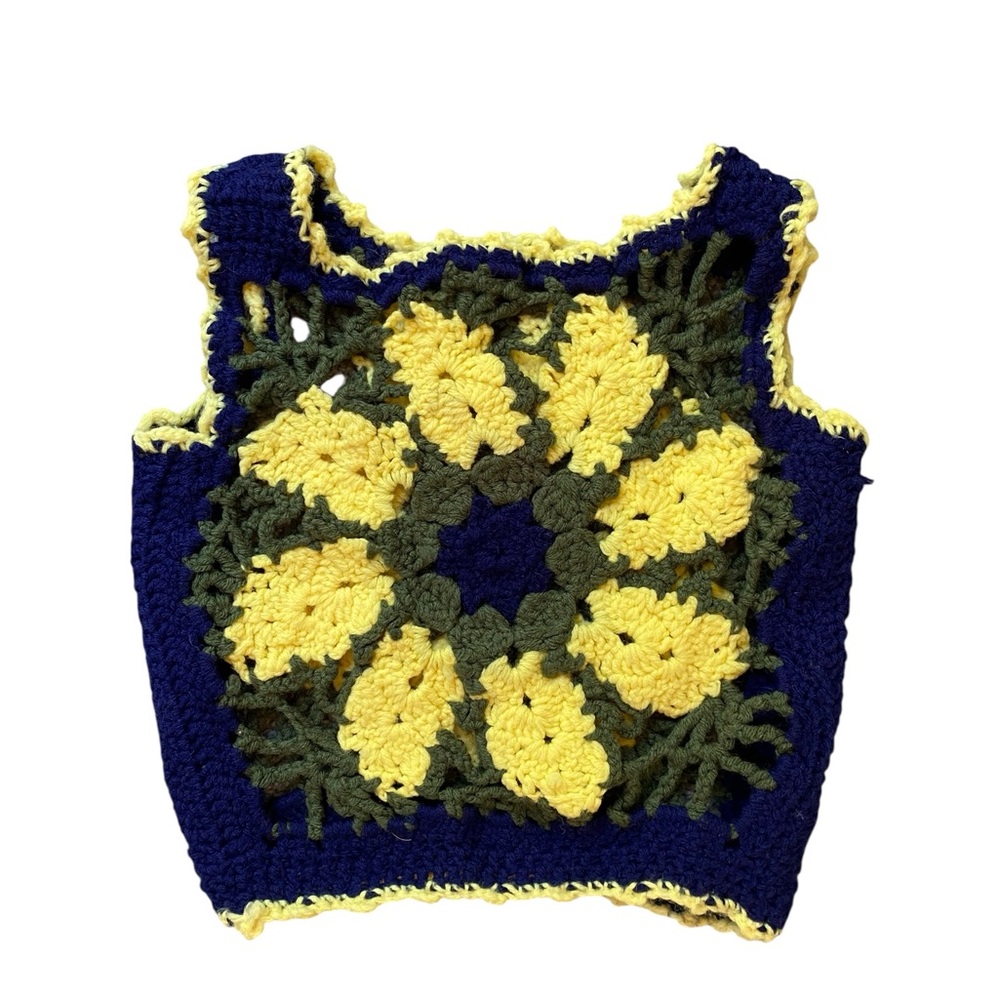 60’s VTG Handmade Crochet 🌞 Sun Sacred Geometric Nature Vest Crop Tank Top S/M